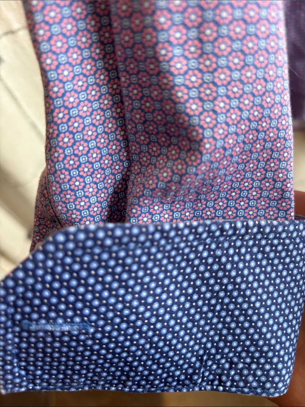 Johnston & Murphy Lavender Micro-Pattern Dress Shirt with Contrast Trim - Picture 4 of 5